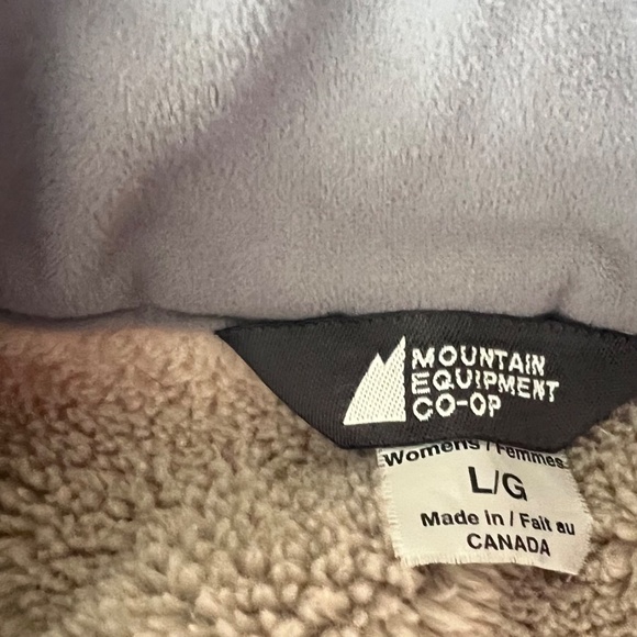 MEC Sherpa Lined Women’s Hoodless Winter Jacket - Picture 3 of 7